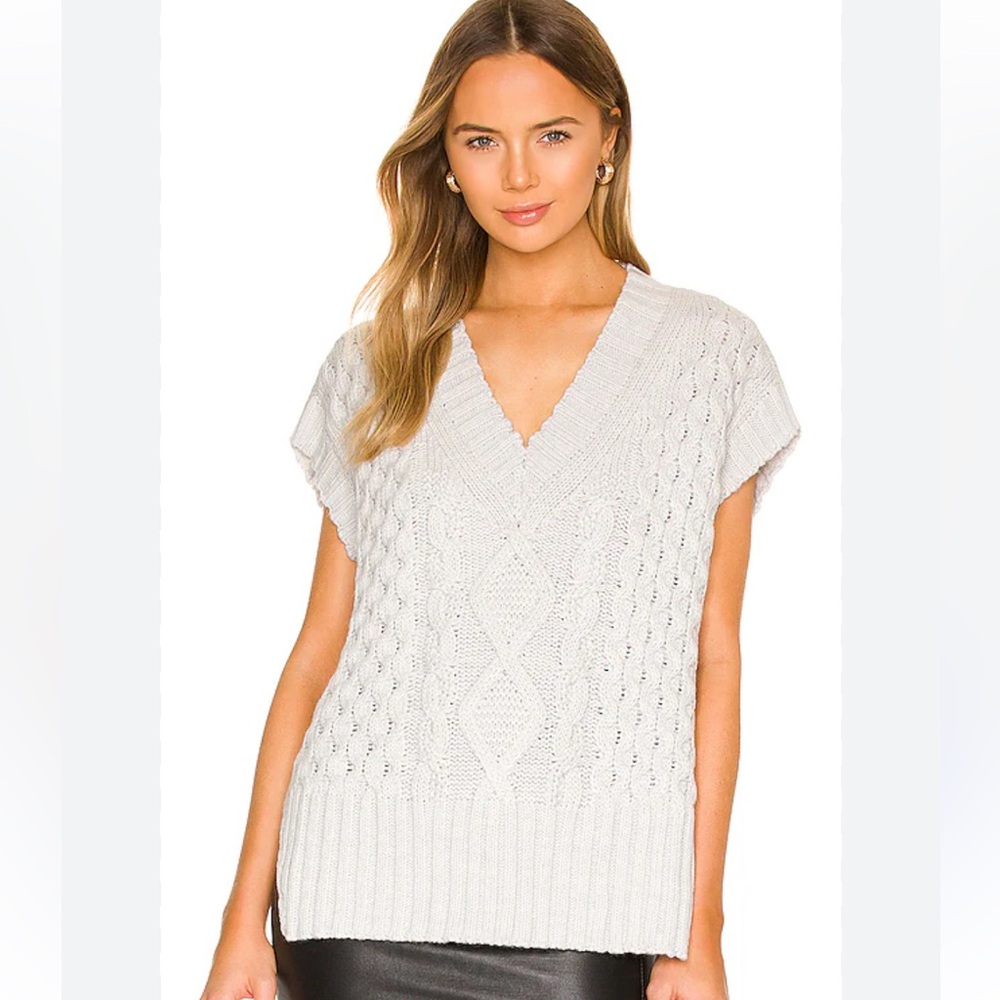 Revolve Lacademie Los Angeles Amare Cable V Neck Sweater in Heather Grey